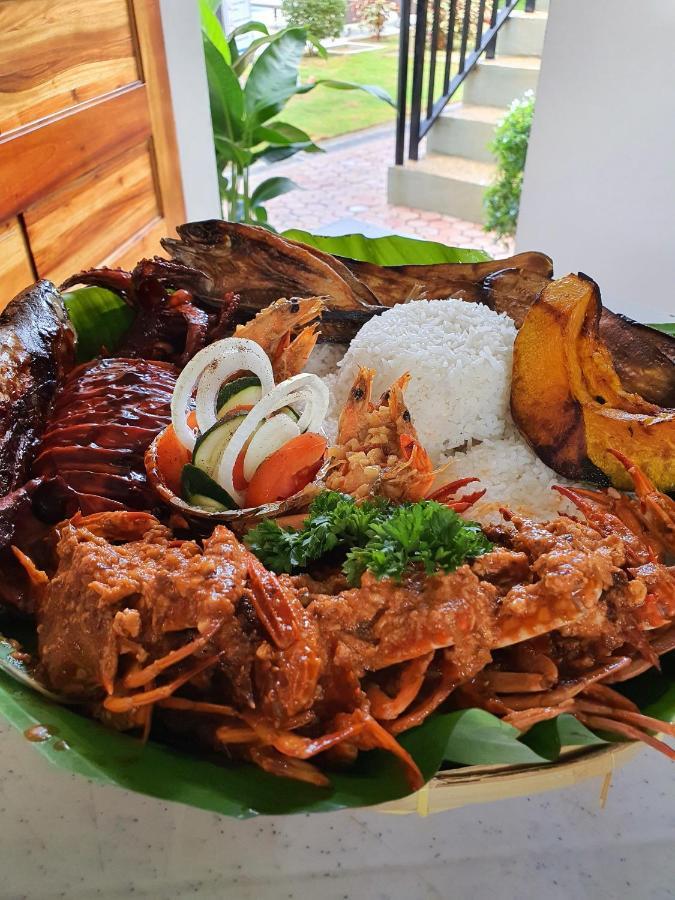 A Villas Resort & Restaurant Zamboanguita  Buitenkant foto