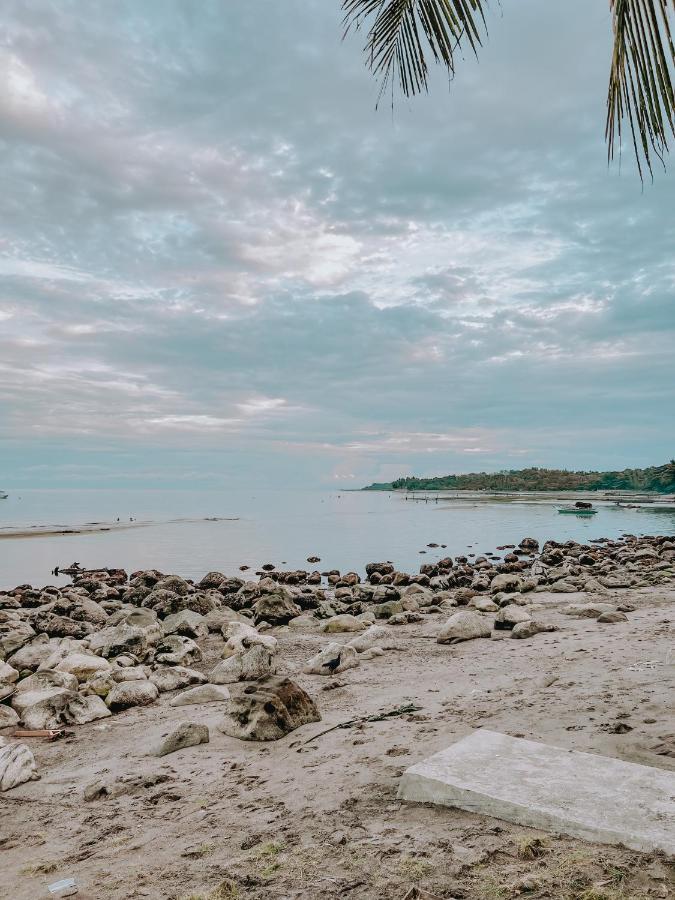 A Villas Resort & Restaurant Zamboanguita  Buitenkant foto