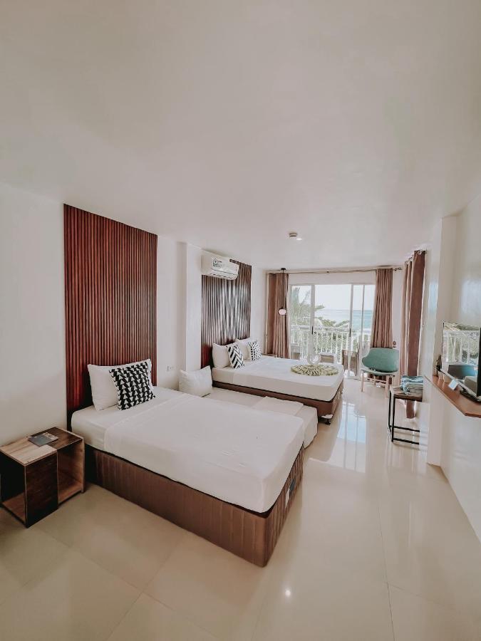 A Villas Resort & Restaurant Zamboanguita  Buitenkant foto